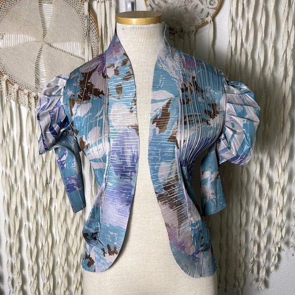 Masaki Matsuka and Gray Floral Print Short Sleeve Open Front Shrug Cardi S/M - Picture 4 of 14